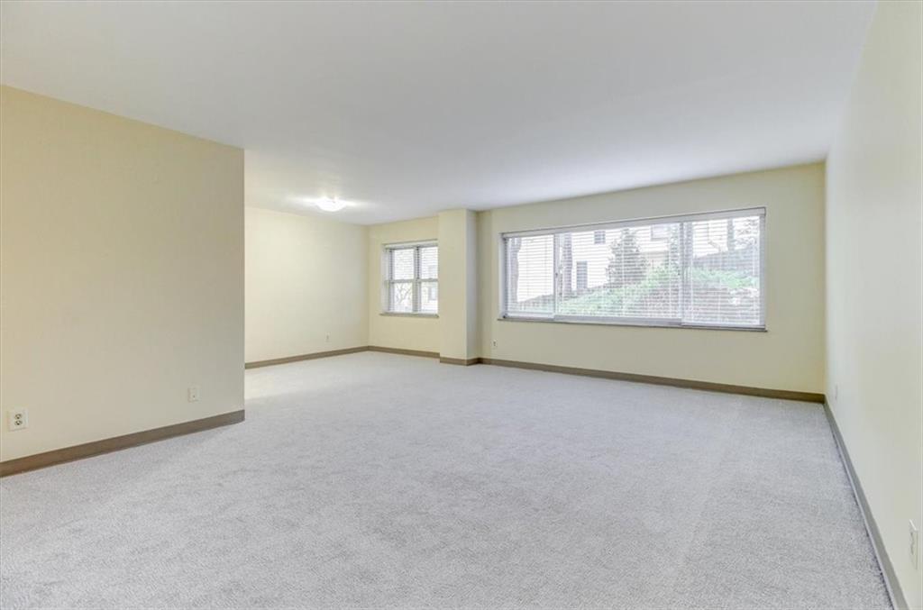 4550 Warwick Boulevard Property Photo 6