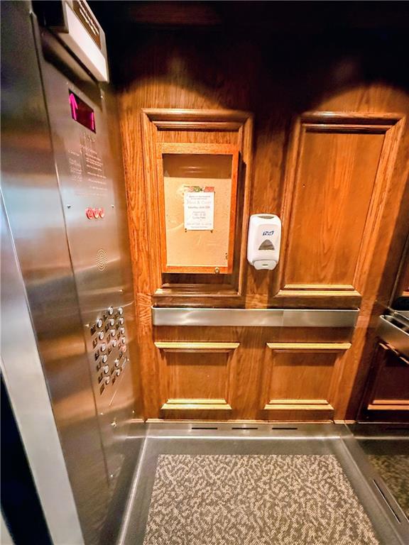 4550 Warwick Boulevard Property Photo 20