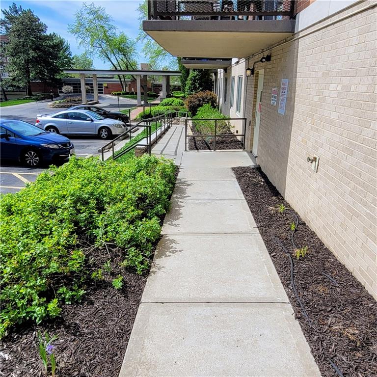 4550 Warwick Boulevard Property Photo 33