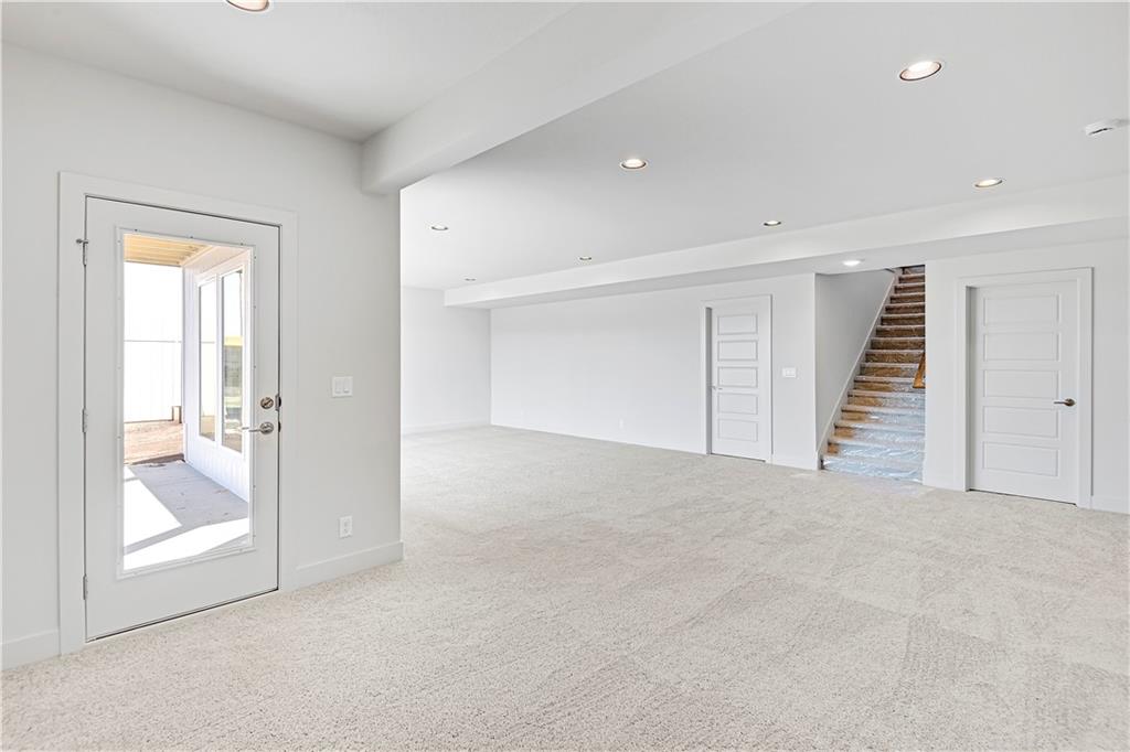 22051 W 100th Terrace Property Photo 37