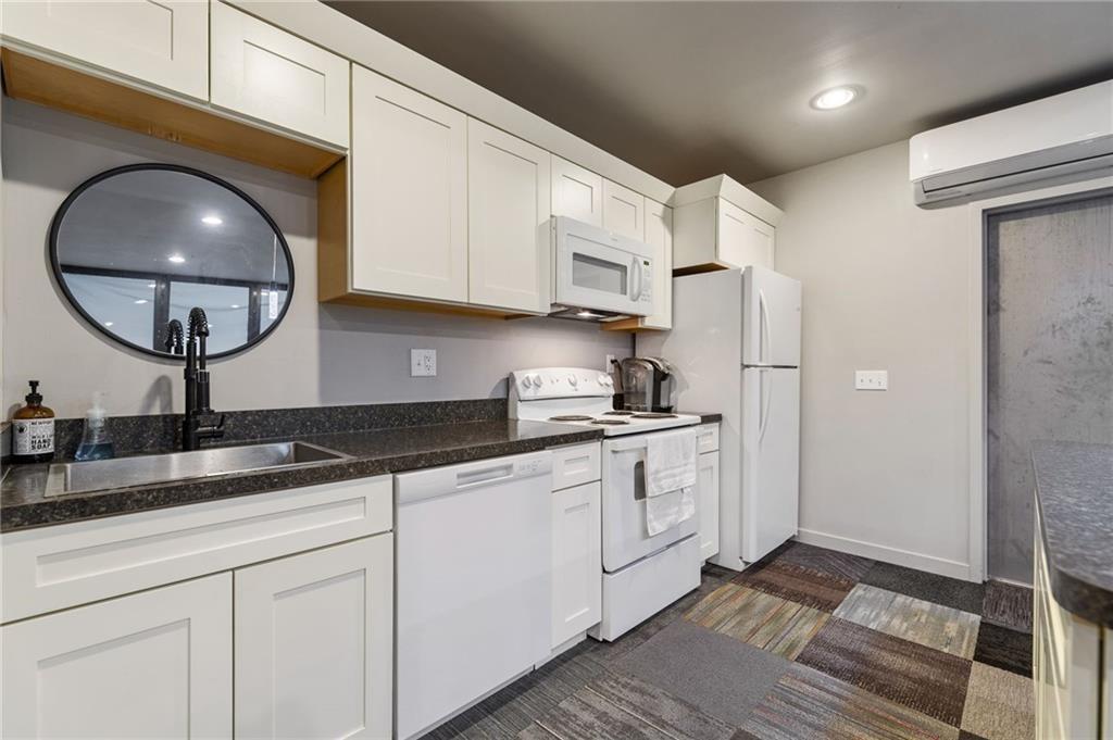3627 D Road Property Photo 22