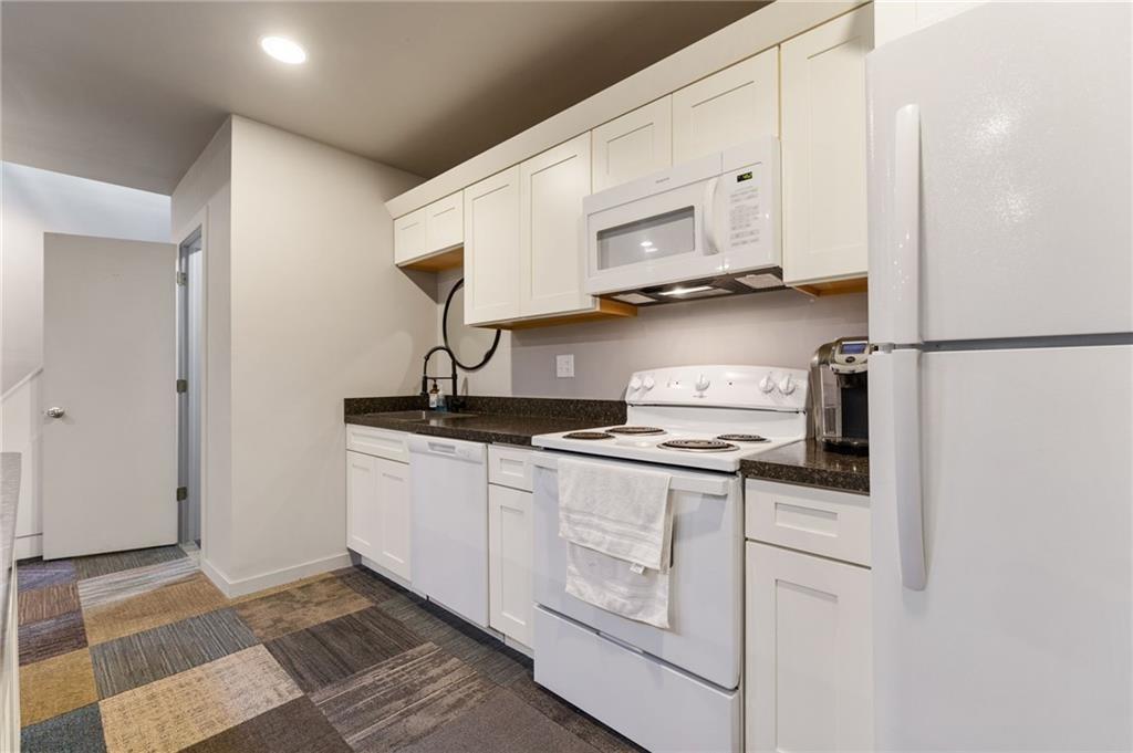 3627 D Road Property Photo 23