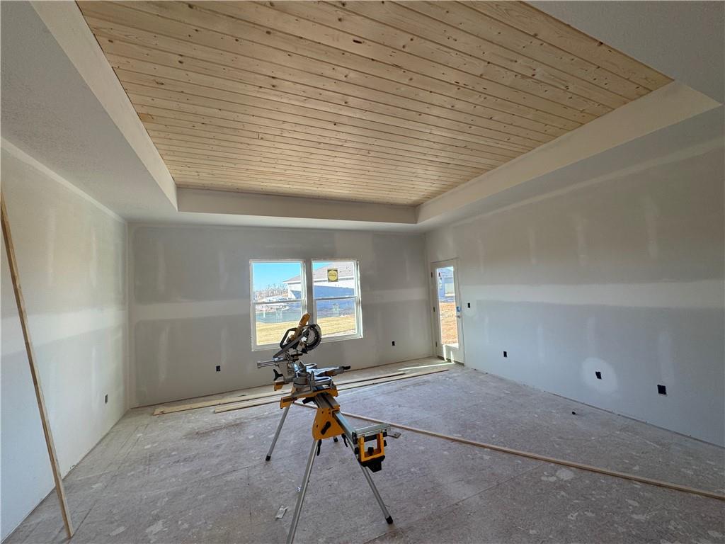 16864 S Norton Street Property Photo 6