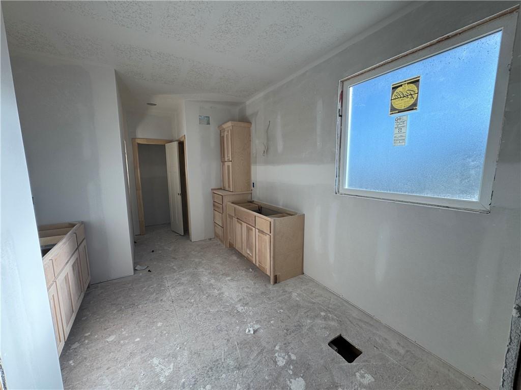 16864 S Norton Street Property Photo 7