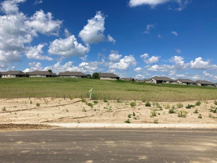 4510 Valley Ridge Drive Property Photo 2