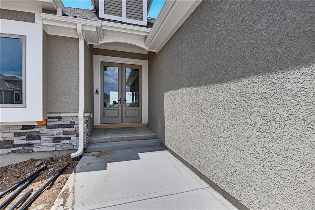 13028 S Constance Street Property Photo