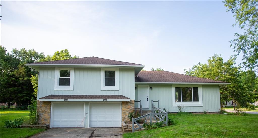304 E Frazier Street Property Photo