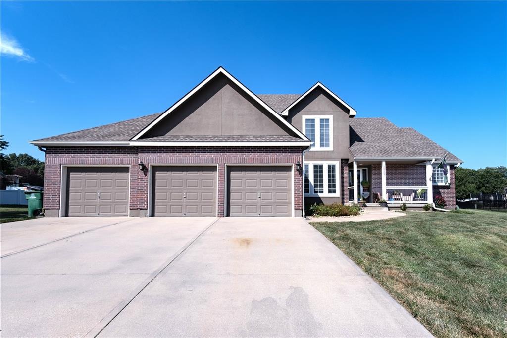 22507 Settler Circle Property Photo 2