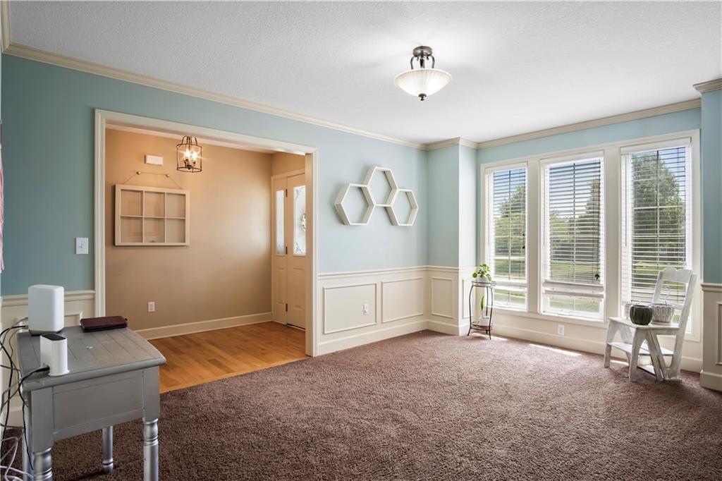 22507 Settler Circle Property Photo 8