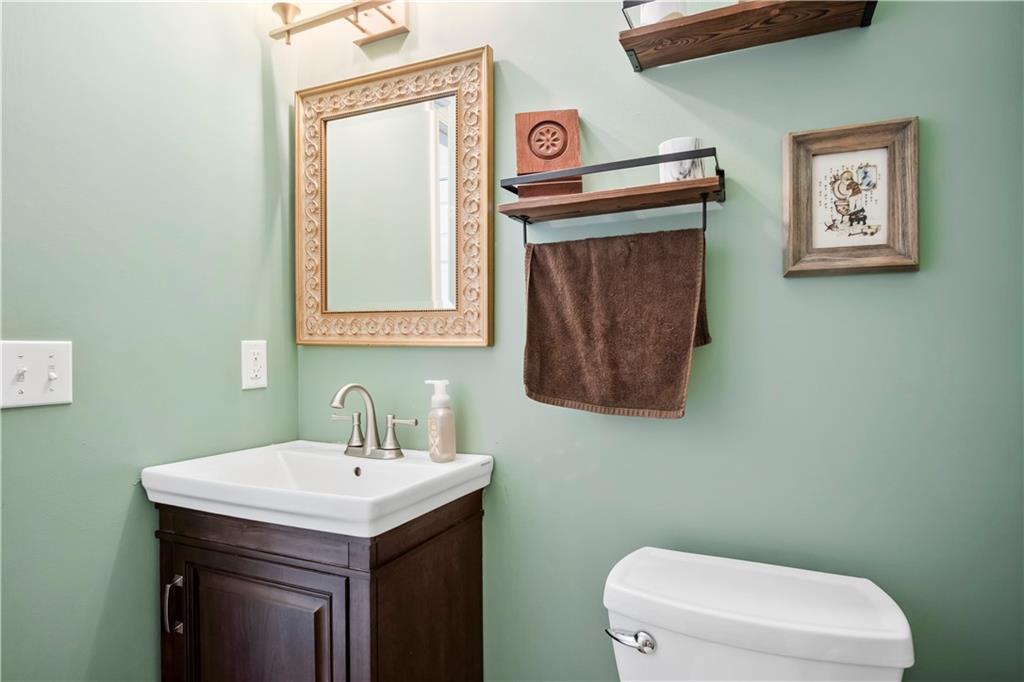 22507 Settler Circle Property Photo 9