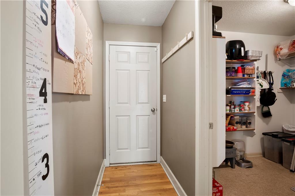 22507 Settler Circle Property Photo 27