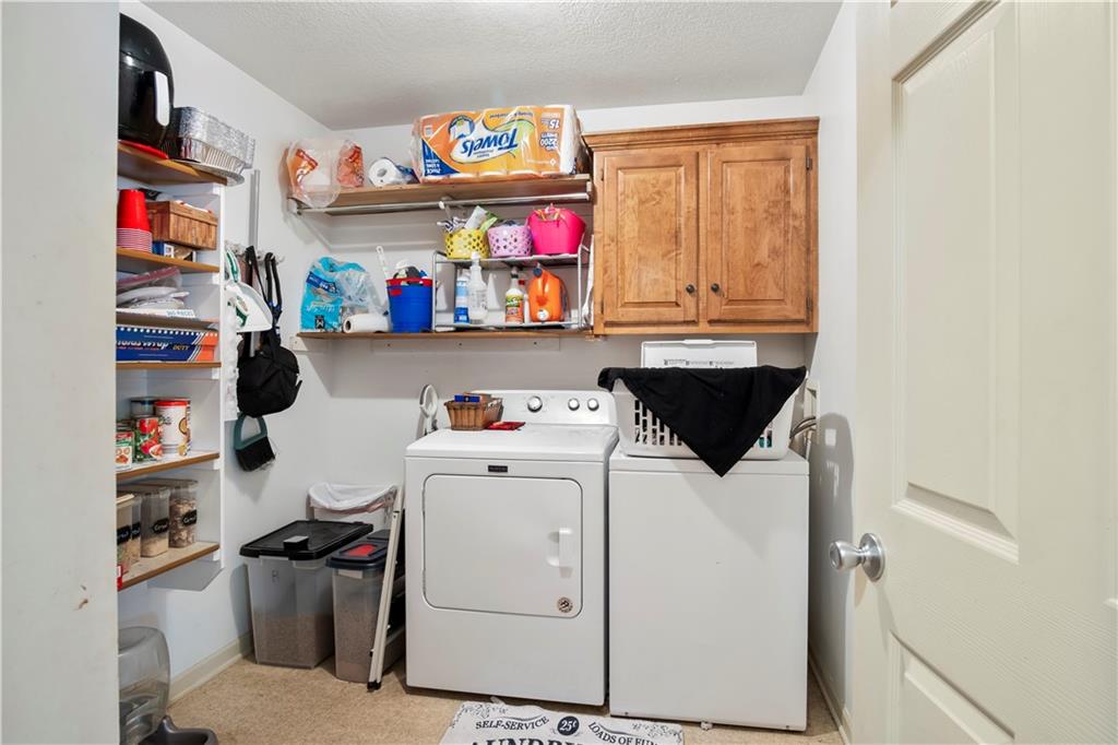 22507 Settler Circle Property Photo 28