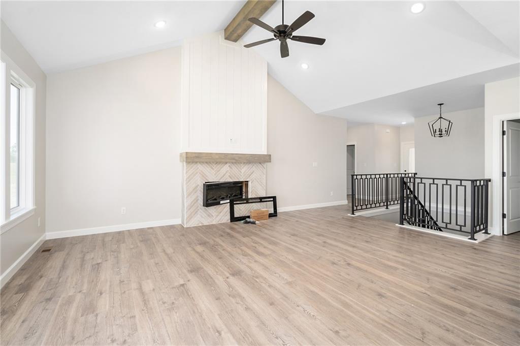 1227 Alexander Court Property Photo 5