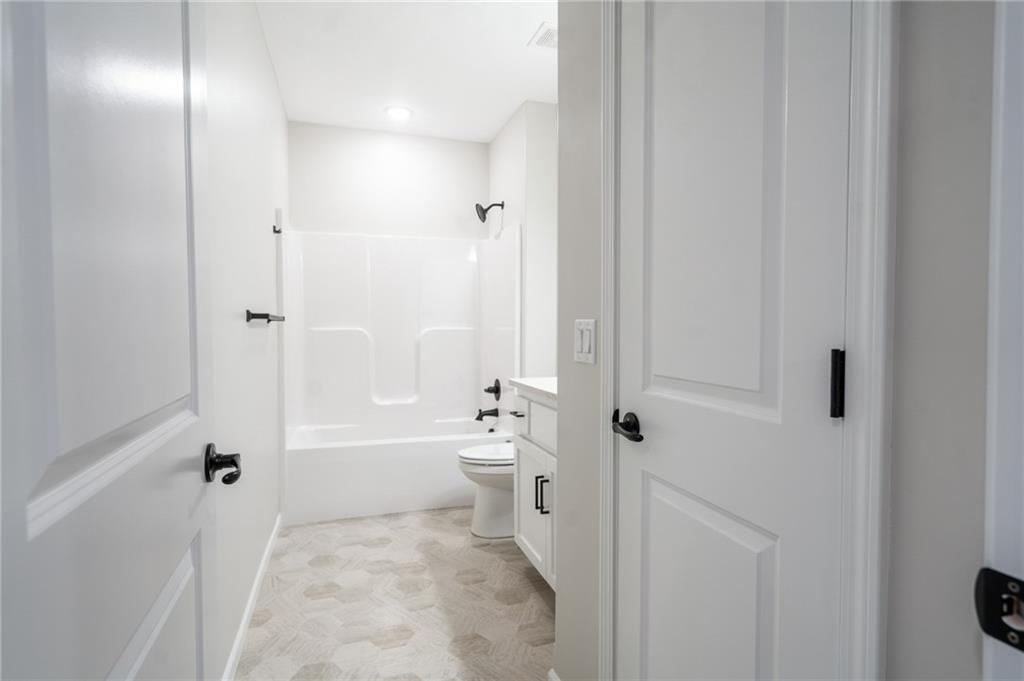1227 Alexander Court Property Photo 23