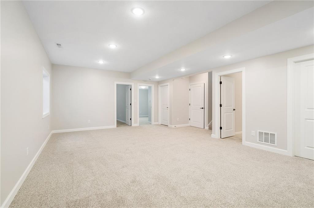 1227 Alexander Court Property Photo 27