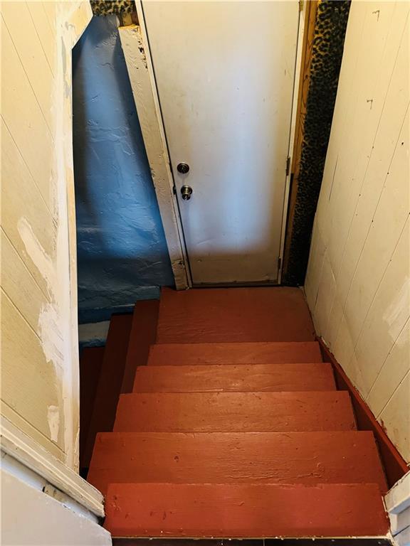401 N Hardesty Avenue Property Photo 15