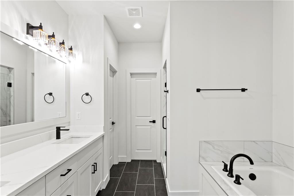 932 E 121st Place Property Photo 19