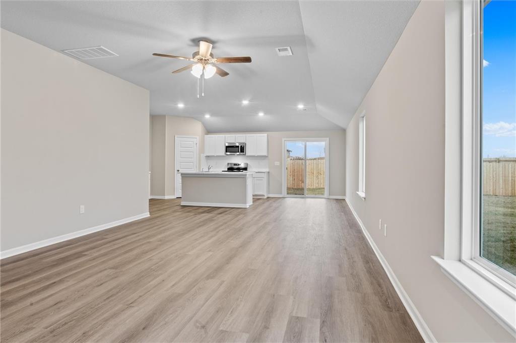 20236 W 194th Street Property Photo 8