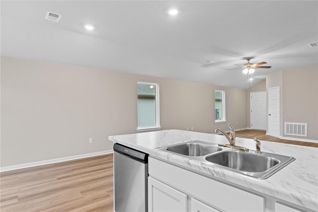 20236 W 194th Street Property Photo 15