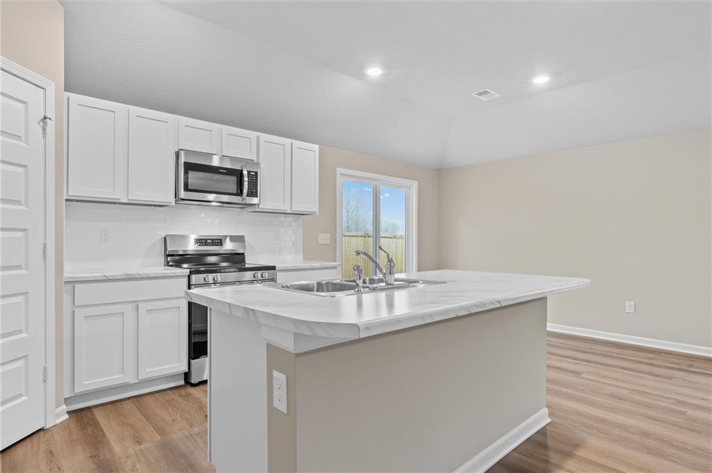 20236 W 194th Street Property Photo 24