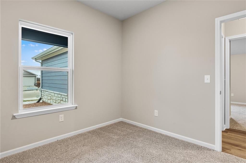 20236 W 194th Street Property Photo 33