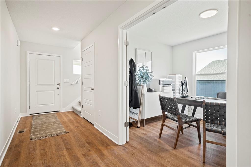 408 Woodview Drive Property Photo 4