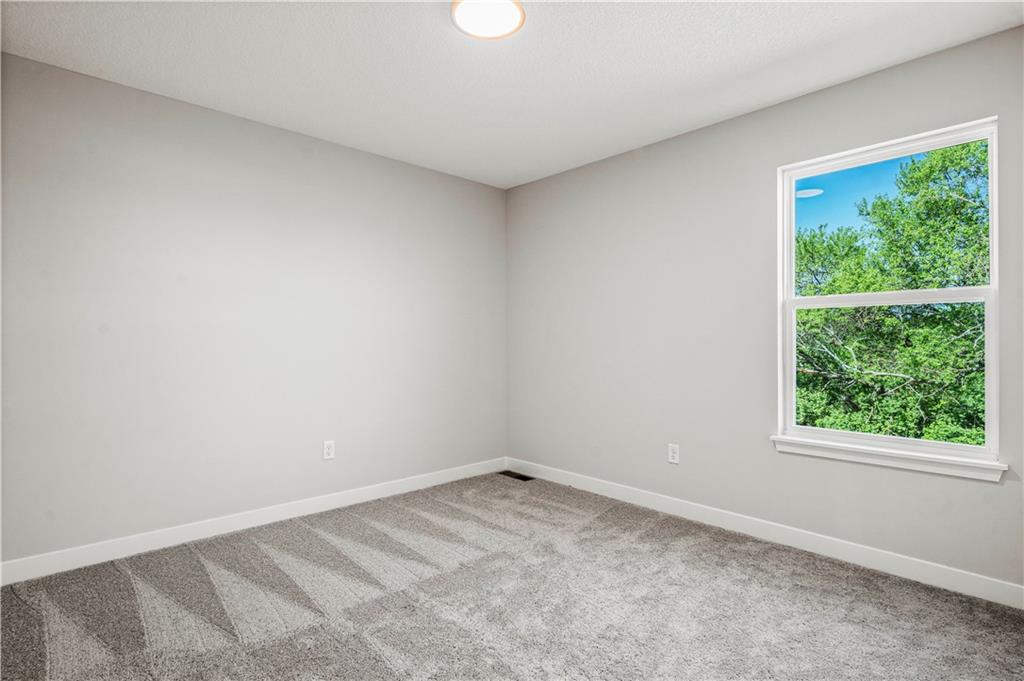 408 Woodview Drive Property Photo 24