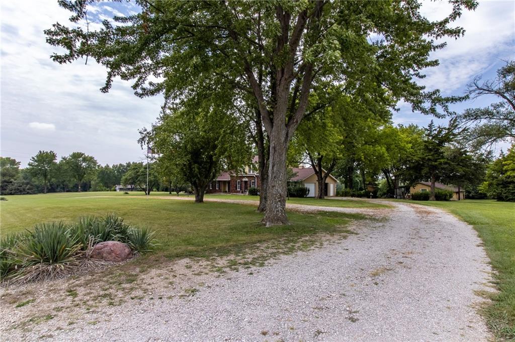 12927 238th Street Property Photo 11