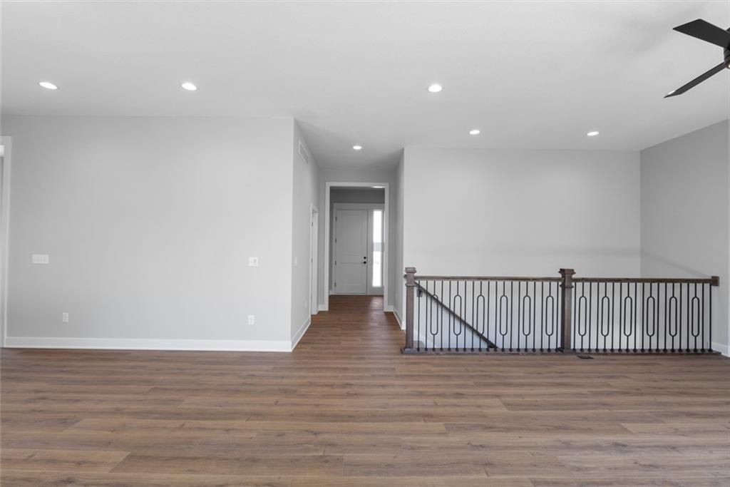 1145 Sw Whitby Drive Property Photo 16