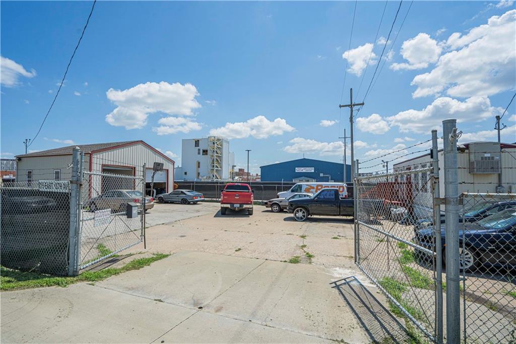 815 E 16th Avenue Property Photo