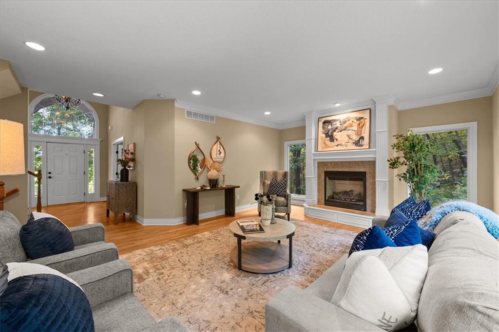 1819 Edgewood Court Property Photo 1