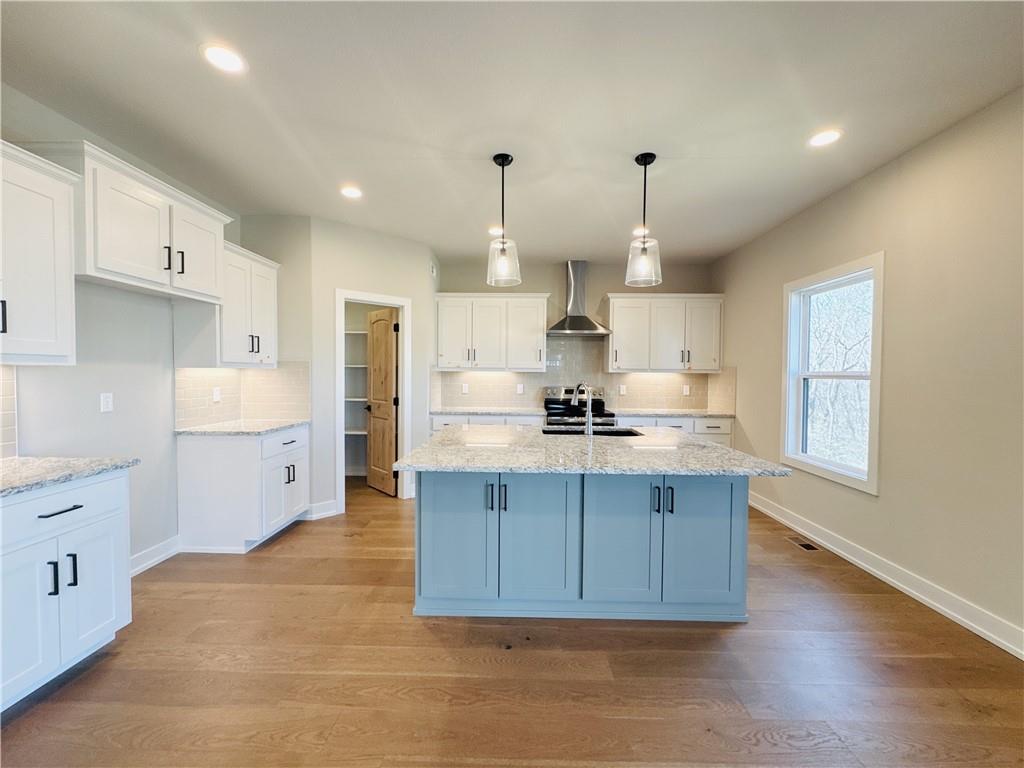 18000 N Peach Blossom Drive Property Photo 3