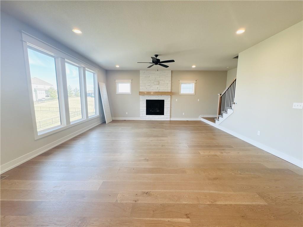 18000 N Peach Blossom Drive Property Photo 6