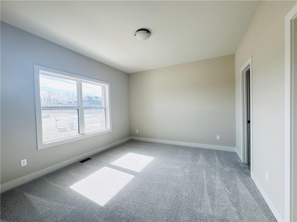 18000 N Peach Blossom Drive Property Photo 8