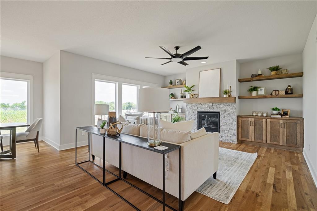 25010 W 142nd Street Property Photo 9