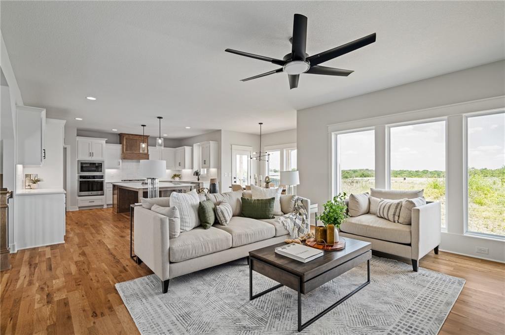 25010 W 142nd Street Property Photo 11