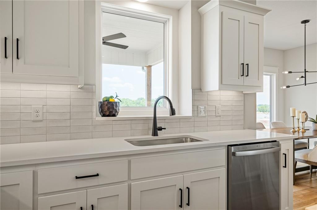 25010 W 142nd Street Property Photo 19