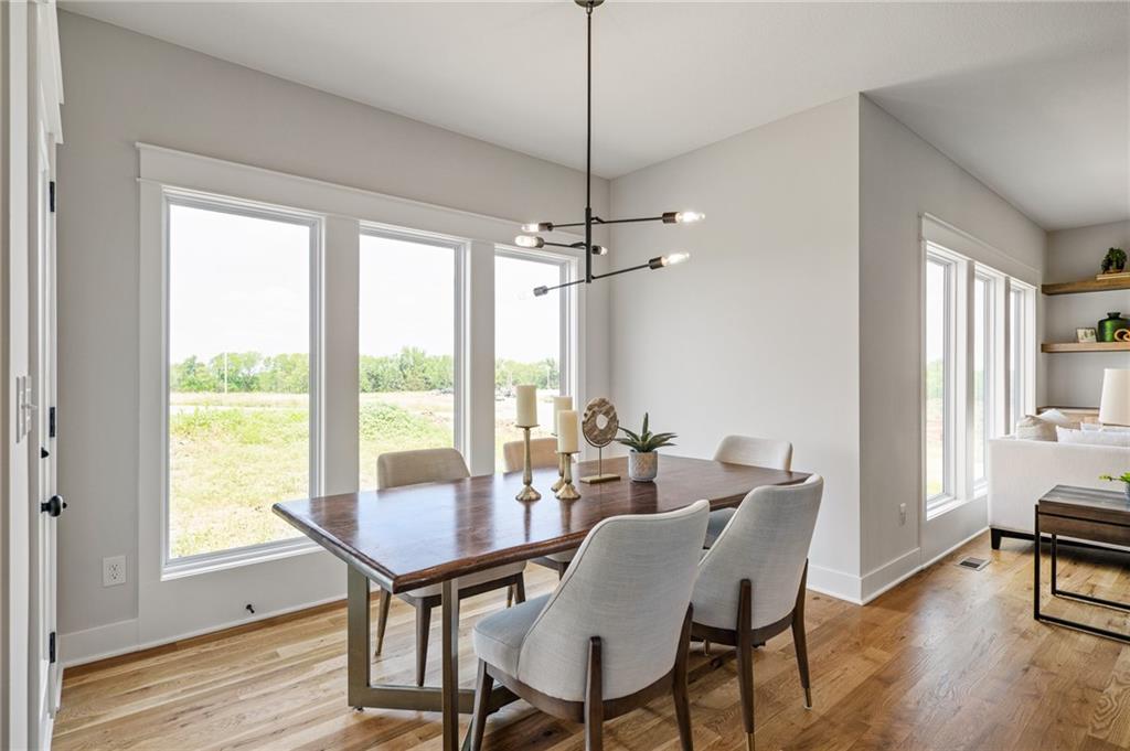 25010 W 142nd Street Property Photo 21