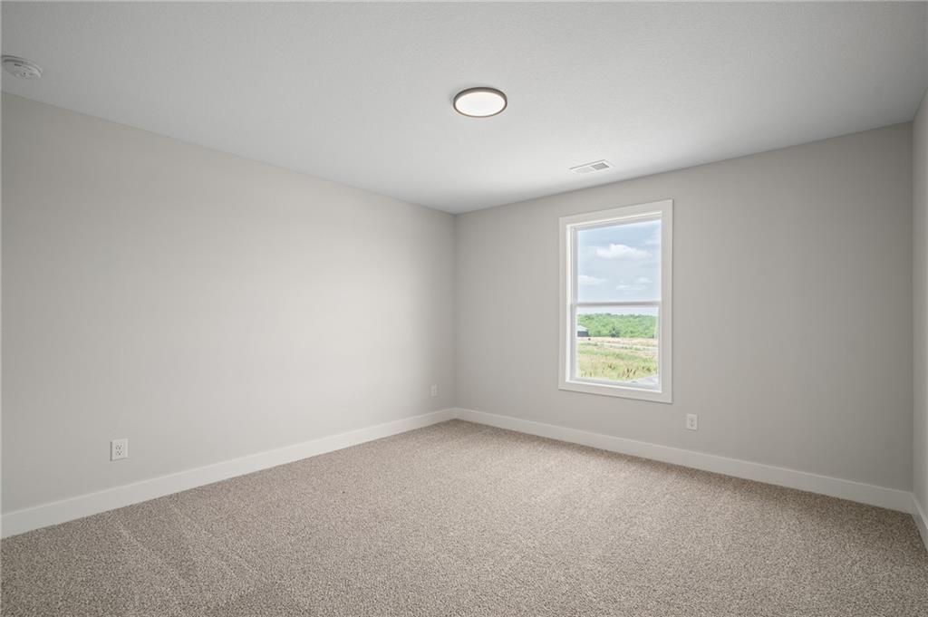 25010 W 142nd Street Property Photo 34