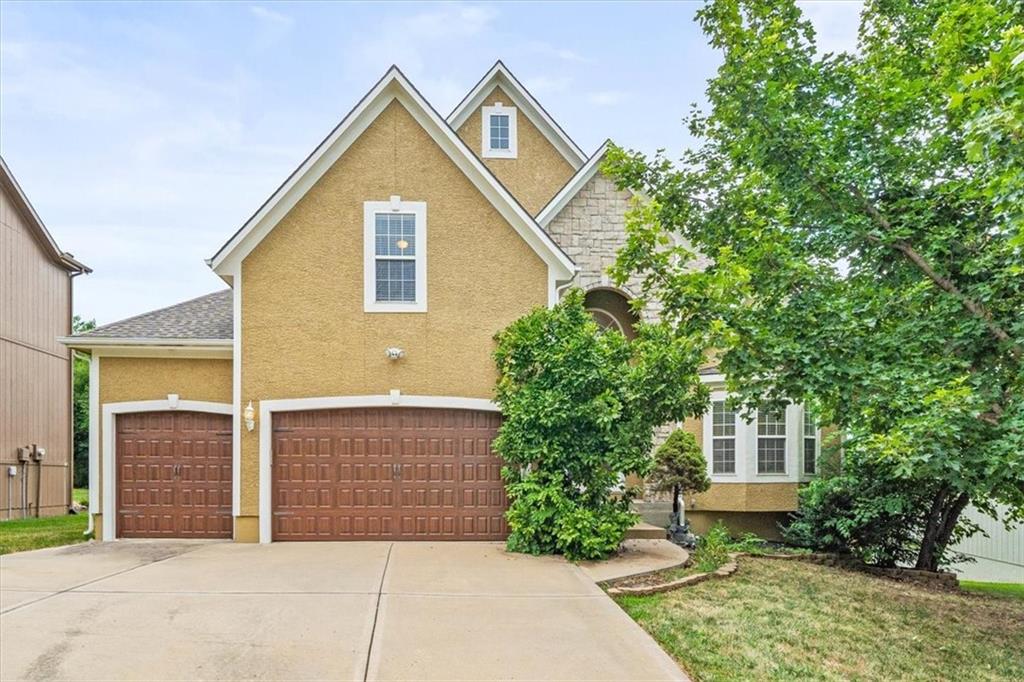 14304 Robinson Street Property Photo