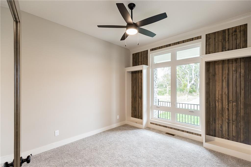 18452 Pawnee Lane Property Photo 5