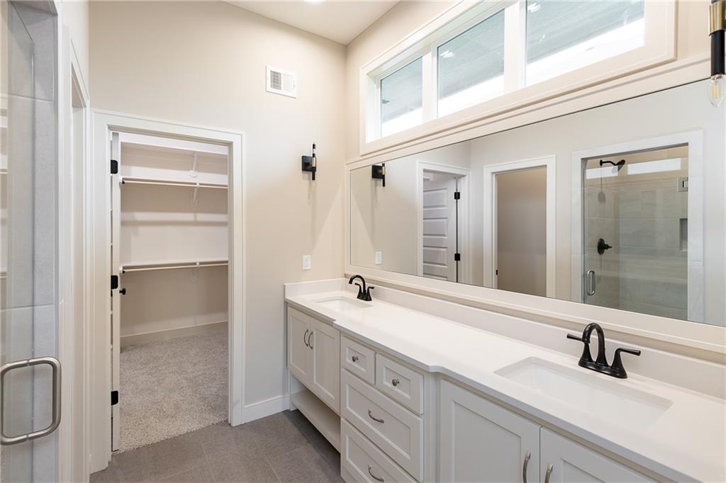 18452 Pawnee Lane Property Photo 24