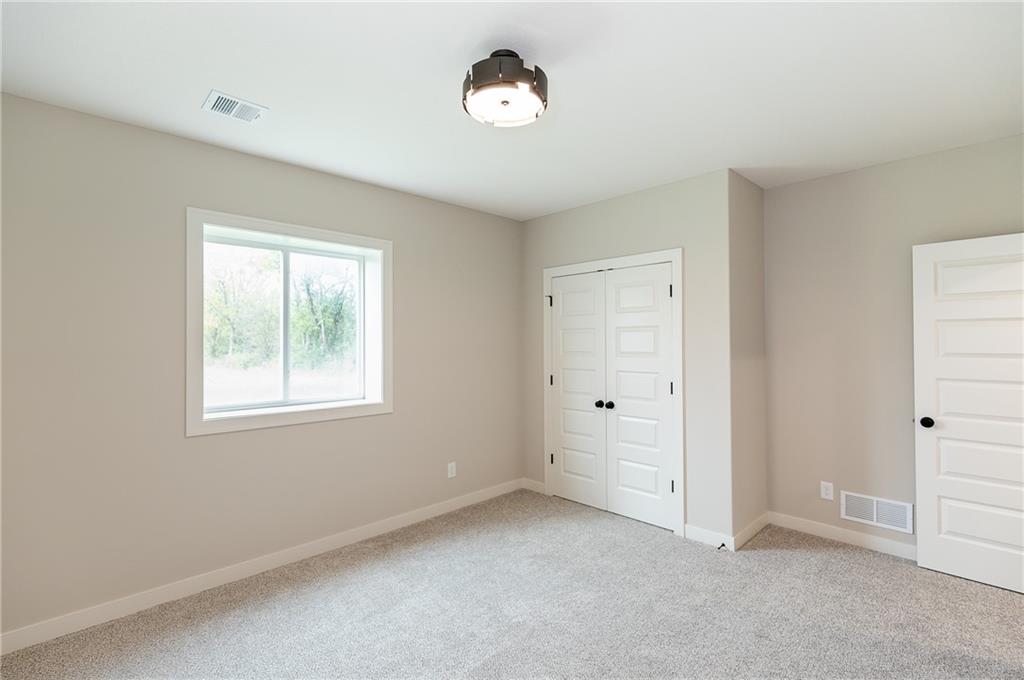 18452 Pawnee Lane Property Photo 34