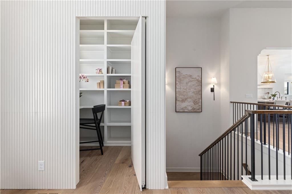 21396 W 93rd Court Property Photo 7