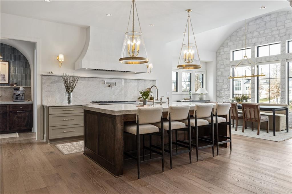 21396 W 93rd Court Property Photo 13