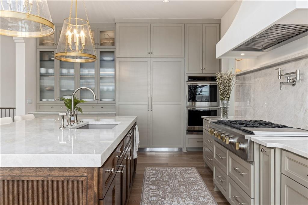 21396 W 93rd Court Property Photo 17