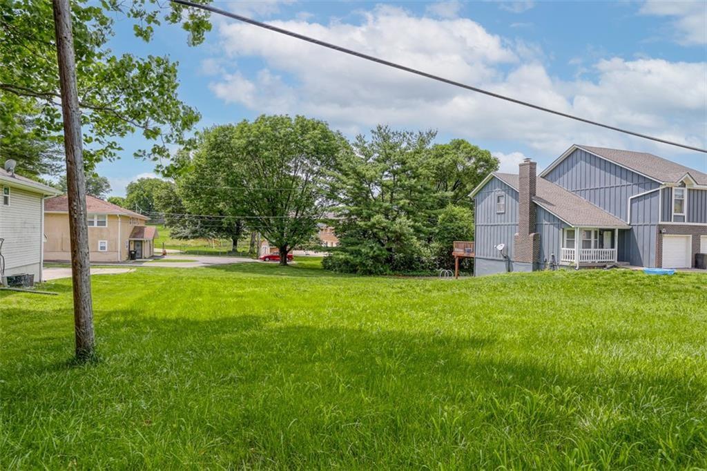 6408 Elm Street Property Photo