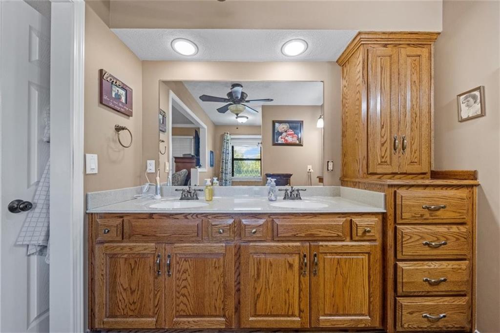 15590 Antioch Road Property Photo 27