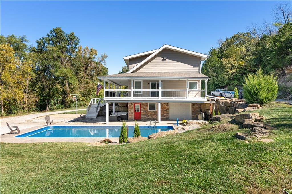 4200 Nw Valley View Road Property Photo 1