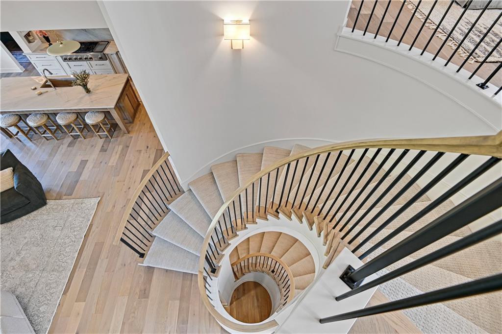 17004 Parkhill Street Property Photo 32
